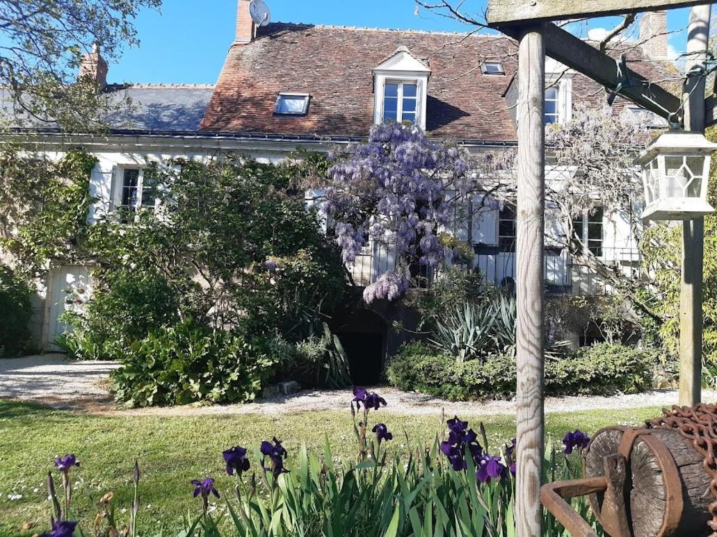 Domaine Les Feuillants Hotel Crouzilles Exterior foto