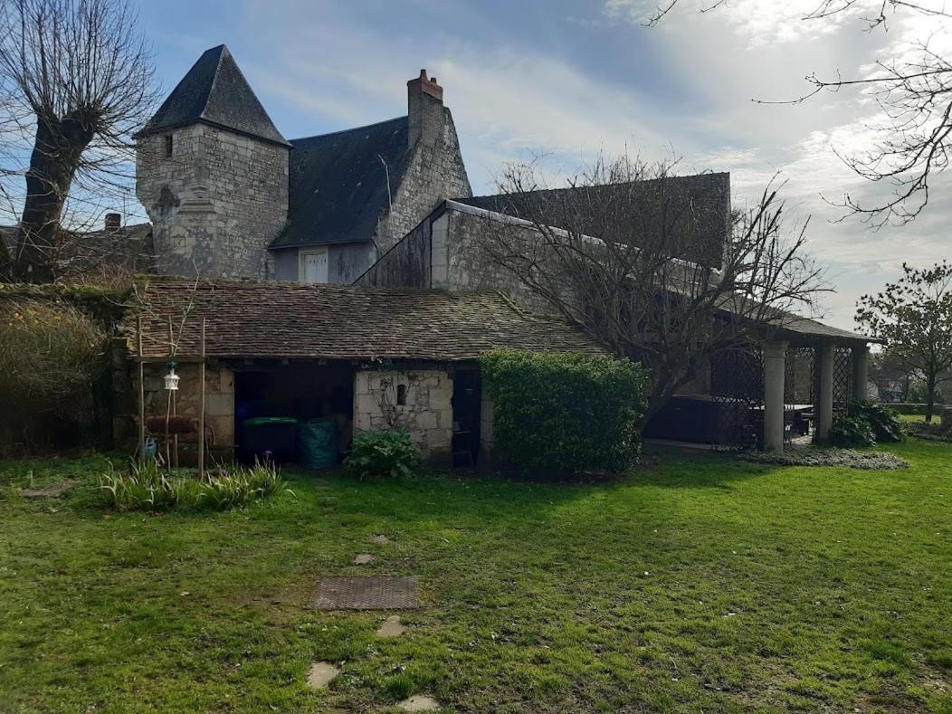 Domaine Les Feuillants Hotel Crouzilles Exterior foto