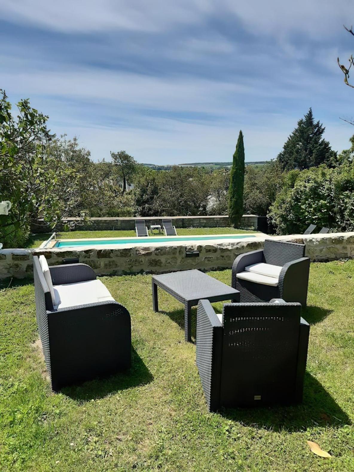 Domaine Les Feuillants Hotel Crouzilles Exterior foto