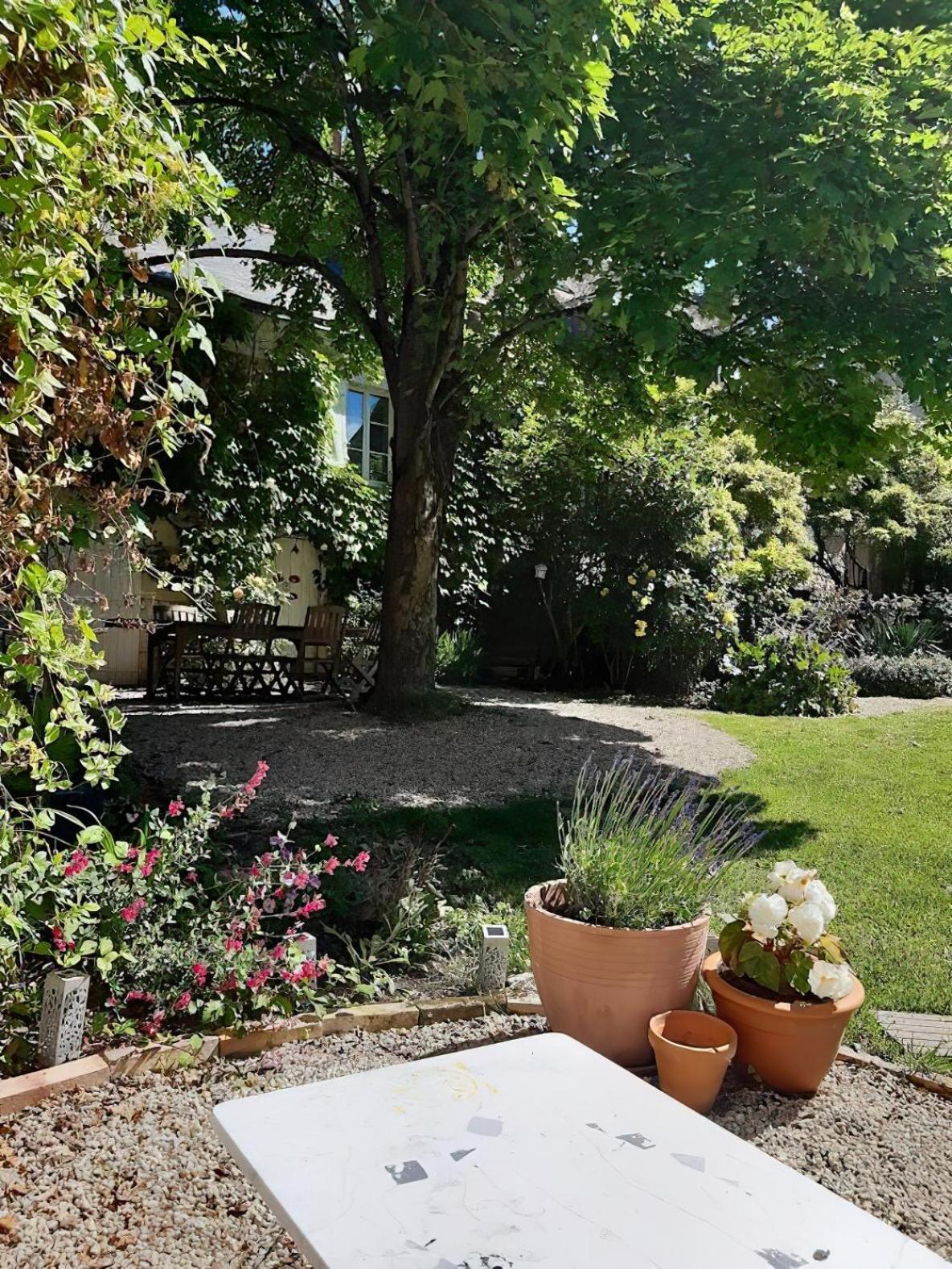 Domaine Les Feuillants Hotel Crouzilles Exterior foto